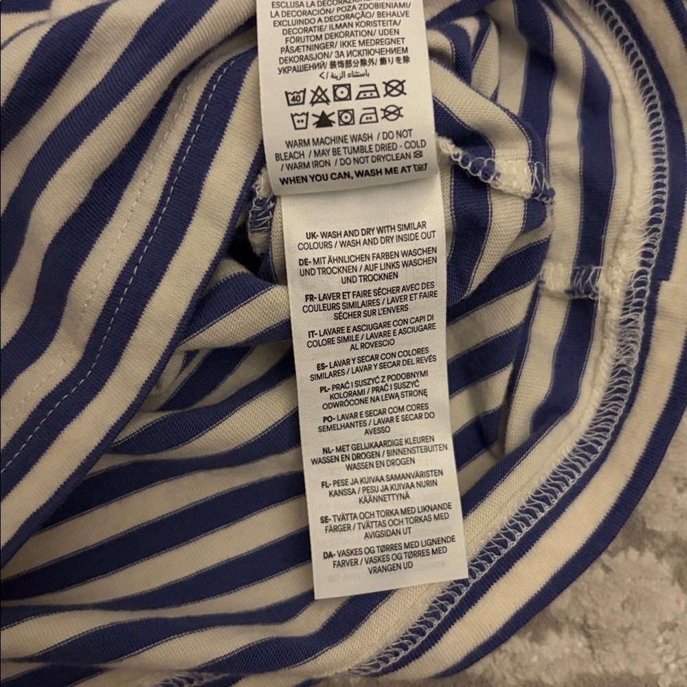 *SALE* ⚡️Mini Boden Navy and White Striped Shirt with Duck Embroidery - Picture 9 of 10